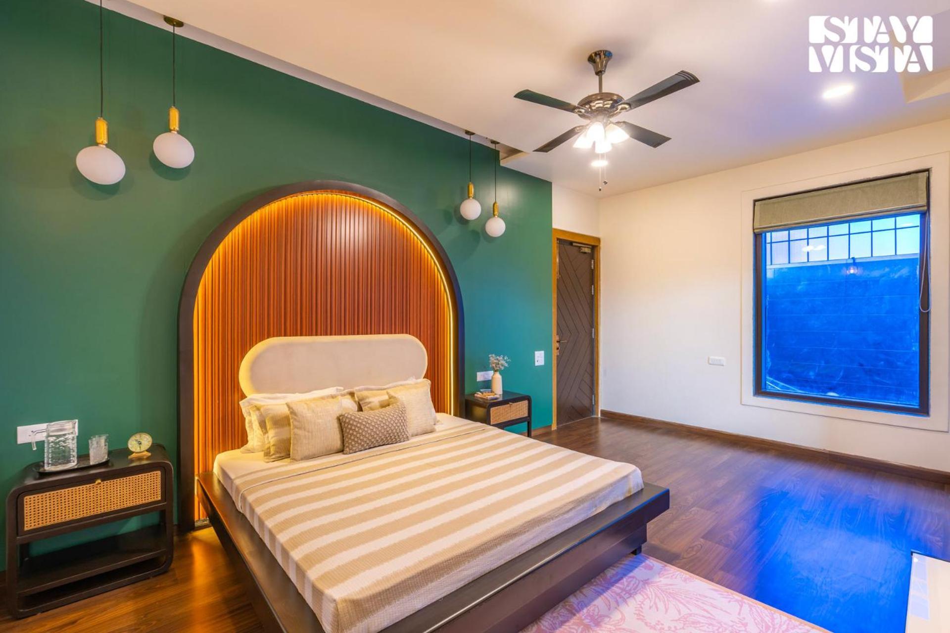 Stayvista At Wandering Vines Indoor Pool 4Bhk Luxury Villa In Delhi Sohna Buitenkant foto